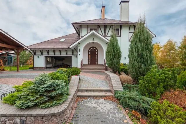 Improve Curb Appeal with New Windows